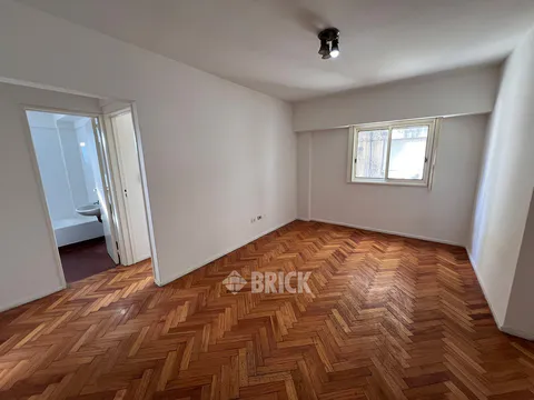 SUIPACHA al 700 Piso 10