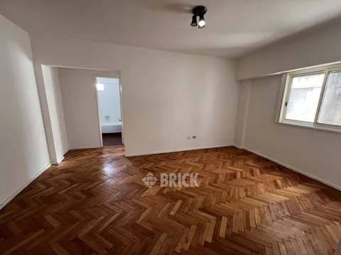 SUIPACHA al 700 Piso 10