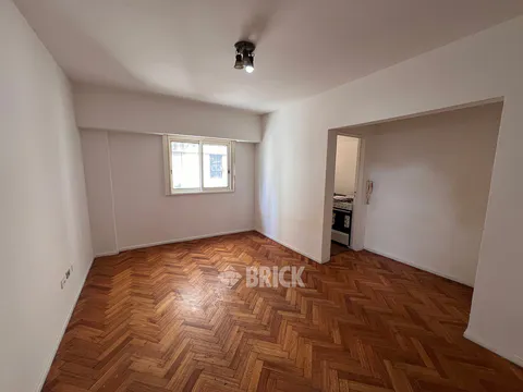 SUIPACHA al 700 Piso 10