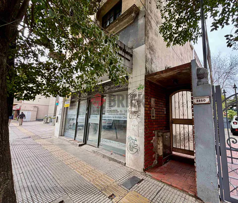 AV SAN MARTIN al 2100