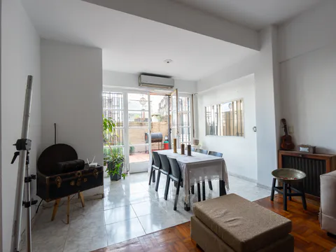 VIAMONTE al 2600 Piso 2 5