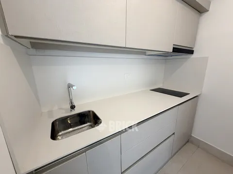JUSTO, JUAN B., AV. al 1500 Piso 4 12