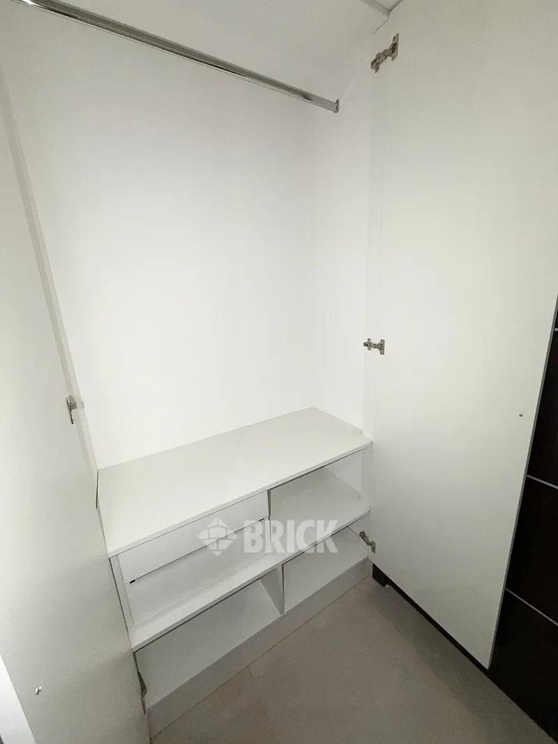JUSTO, JUAN B., AV. al 1500 Piso 4 21