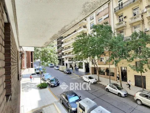 ESMERALDA al 1300 Piso 2