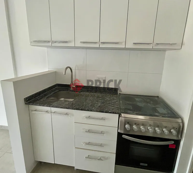 CESAR MALNATTI al 1900 Piso 2 4