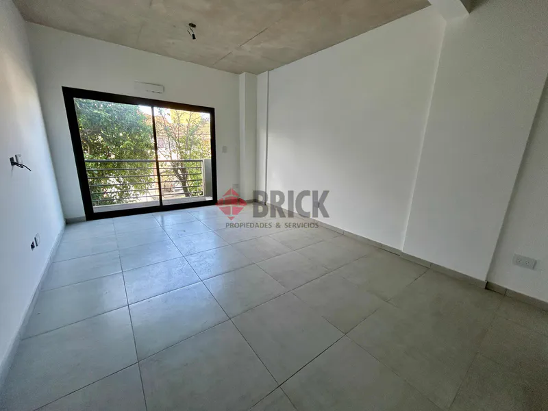 CESAR MALNATTI al 1900 Piso 1 3