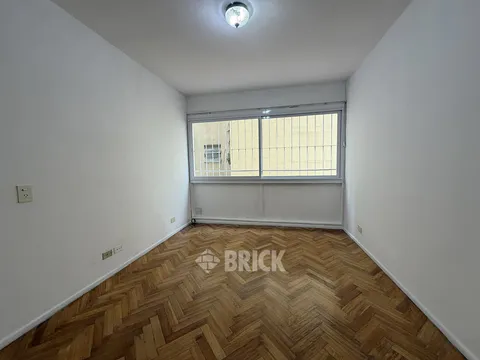 PARAGUAY al 2500 Piso 1